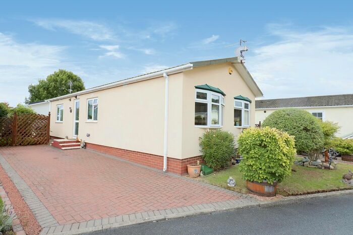 2 Bedroom Property For Sale In Severn Bank Park, Stourport-On-Severn, DY13
