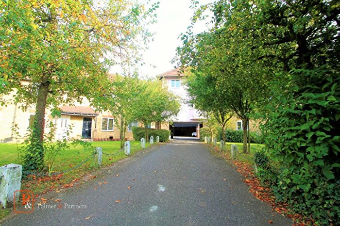 1 Bedroom Apartment To Rent In Dale Close, Colchester, Essex, CO3