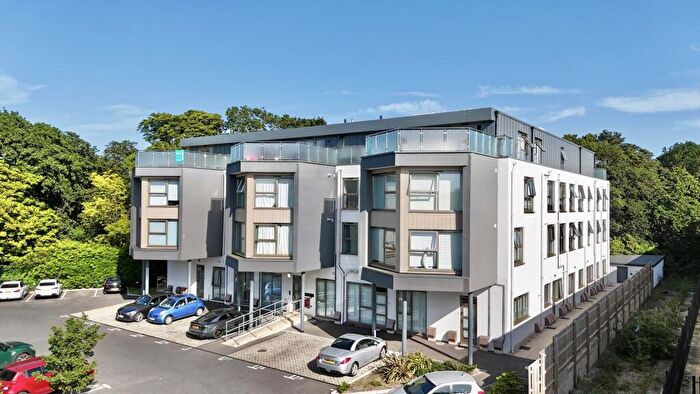 1 Bedroom Flat For Sale In Somerford Way, BH23