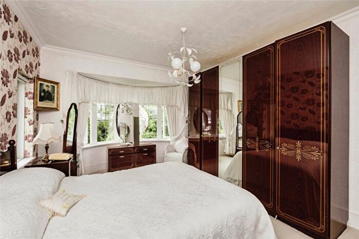 3 Bedroom Detached House For Sale In Middle Road, Ravenhill, Swansea, SA5