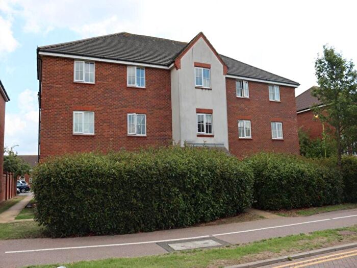 1 Bedroom Flat For Sale In Cunningham Avenue, Hatfield, Hertfordshire, AL10