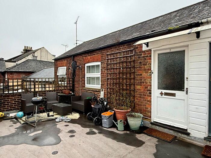 2 Bedroom Flat To Rent In Caudle Street, Henfield, West Sussex, BN5