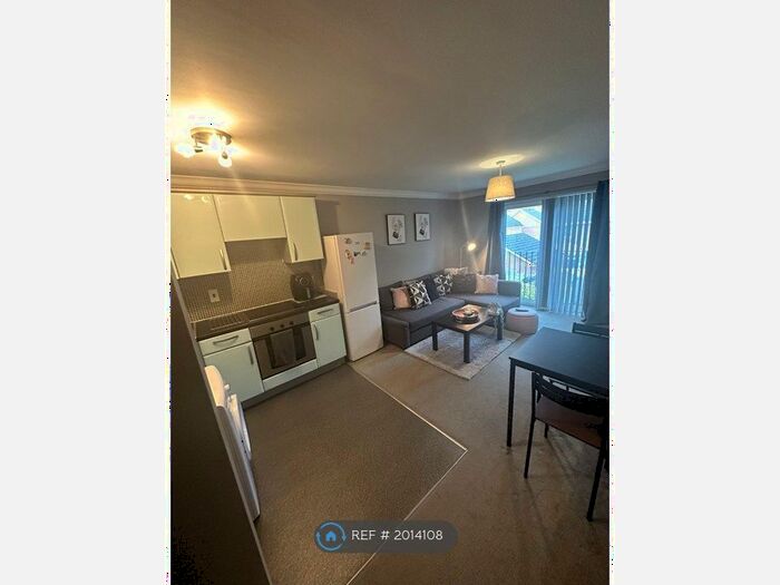 1 Bedroom Flat To Rent In Bridge Road, Park Gate, Southampton, SO31