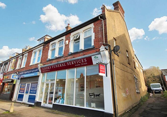 1 Bedroom Flat For Sale In B Broad Street, Chesham, Buckinghamshire, HP5
