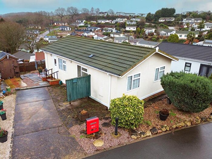 2 Bedroom Park Home For Sale In Lewis Way, Killarney Park, Nottingham, NG6