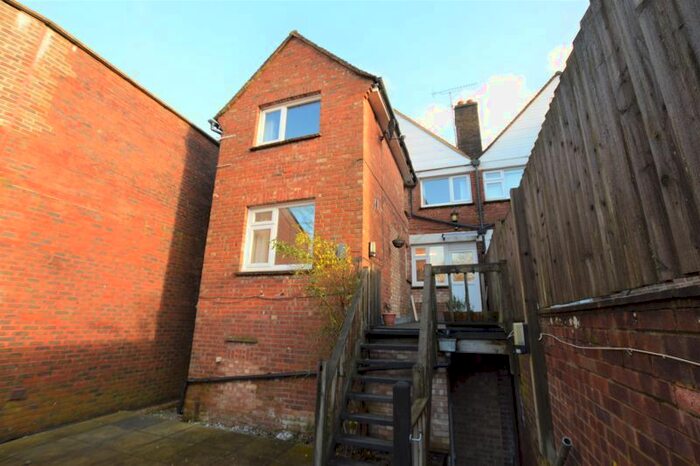 4 Bedroom Maisonette To Rent In Bedroom Maisonette With Parking, The Broadway, Crowborough, TN6