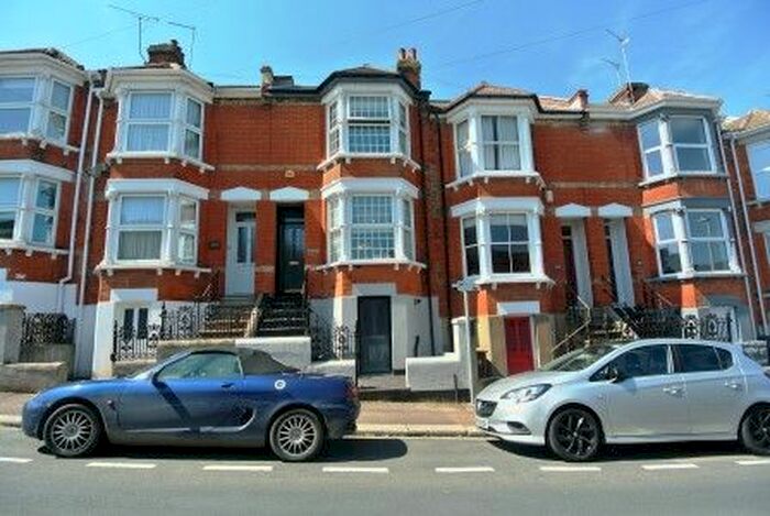 3 Bedroom Terraced House To Rent In Rochester Street, Chatham, ME4