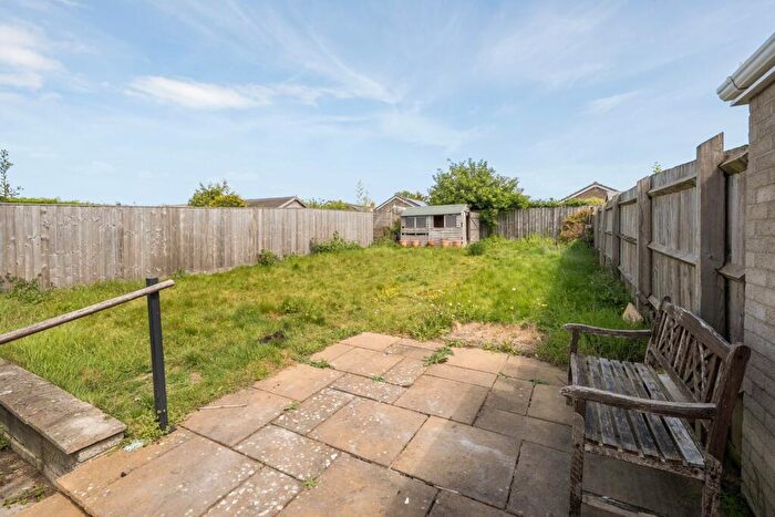 2 Bedroom Detached Bungalow For Sale In Pedlars Grove, Frome, BA11