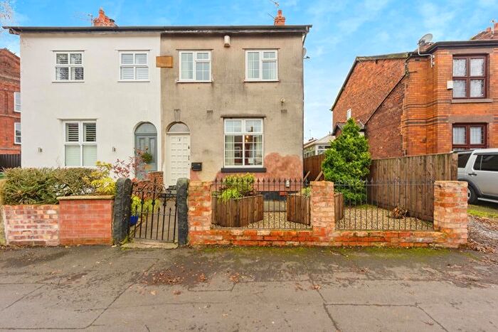 3 Bedroom Semi-detached House For Sale In Dialstone Lane, Stockport, SK2