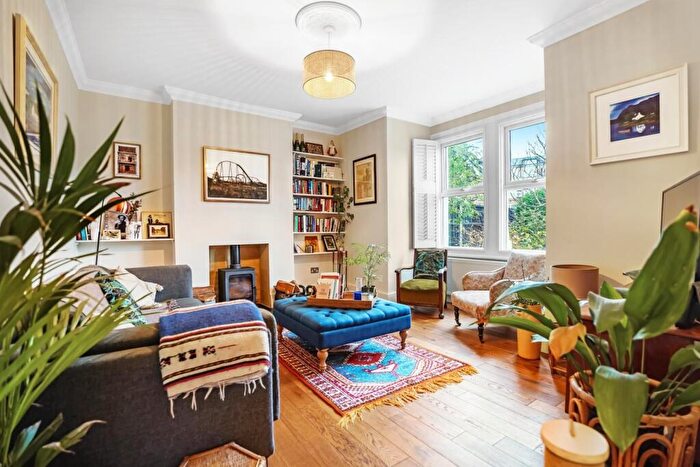 3 Bedroom End Of Terrace House For Sale In Adamsrill Road, Sydenham, London, SE26