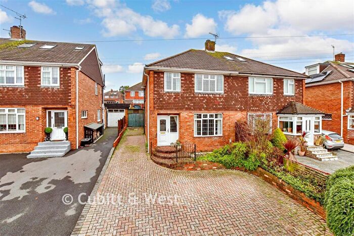 3 Bedroom Semi-Detached House For Sale In Penk Ridge, Havant, Hampshire, PO9