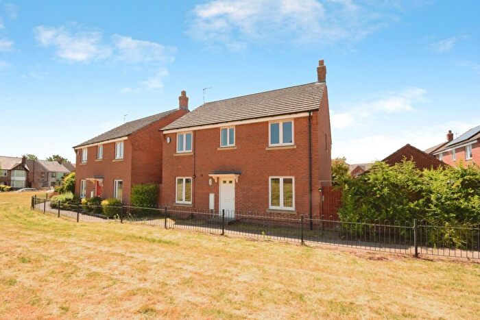 4 Bedroom Detached House For Sale In Yeomanry Walk, New Stoke Village, Coventry, CV3