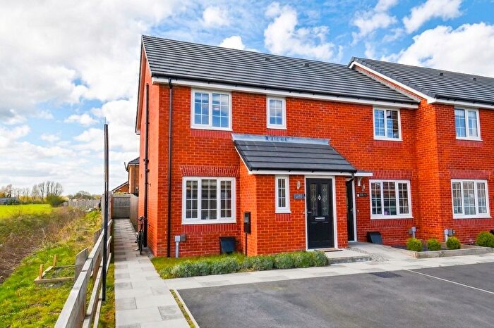 3 Bedroom End Terrace House For Sale In Thames Avenue, Leigh, WN7