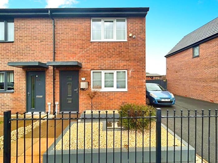 2 Bedroom Semi-Detached House For Sale In Emerald Green Grove, Thurnscoe, Rotherham, S63