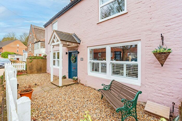 3 Bedroom Cottage To Rent In High Street, Coltishall, NR12