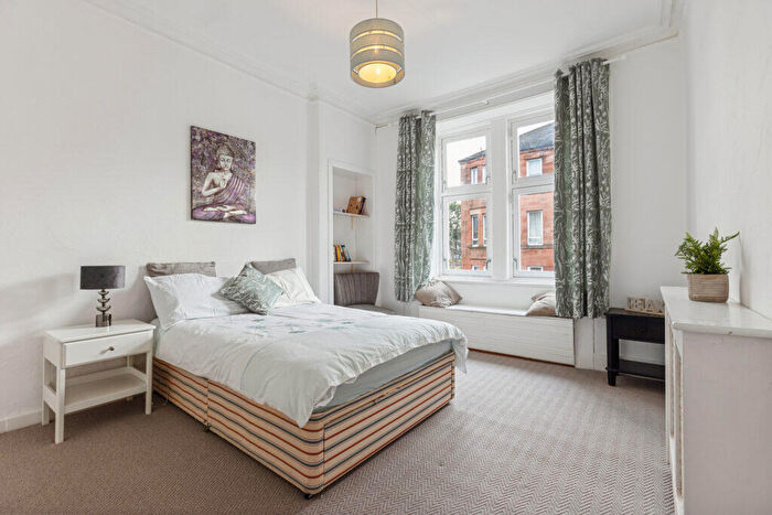 1 Bedroom Flat For Sale In Newlands Road, Cathcart, G44