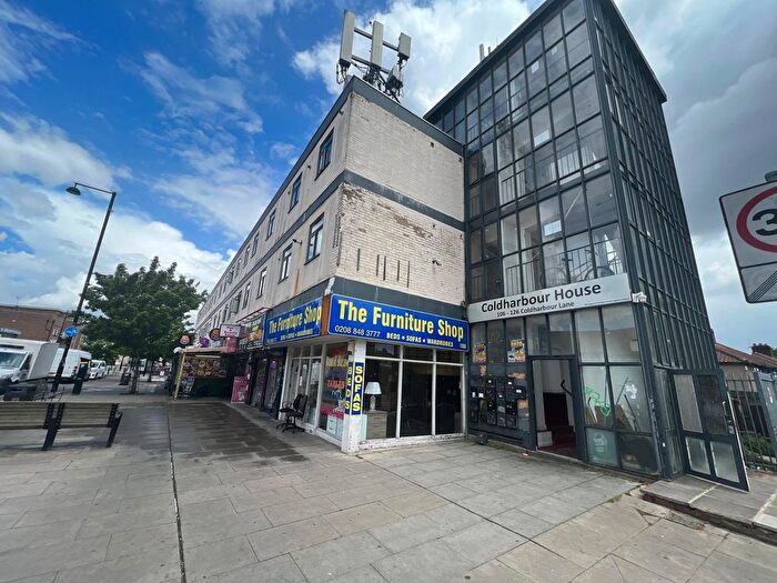 2 Bedroom Flat To Rent In Coldharbour Lane House, UB3