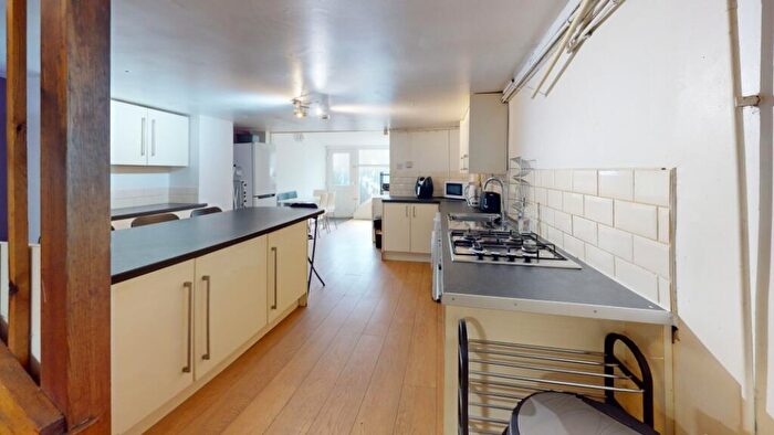 5 Bedroom Terraced House To Rent In Claremont Avenue, Univeristy, Leeds, LS3