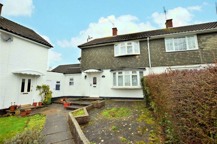 3 Bedroom End Of Terrace House To Rent In Spinner Green, Bracknell, Berkshire, RG12