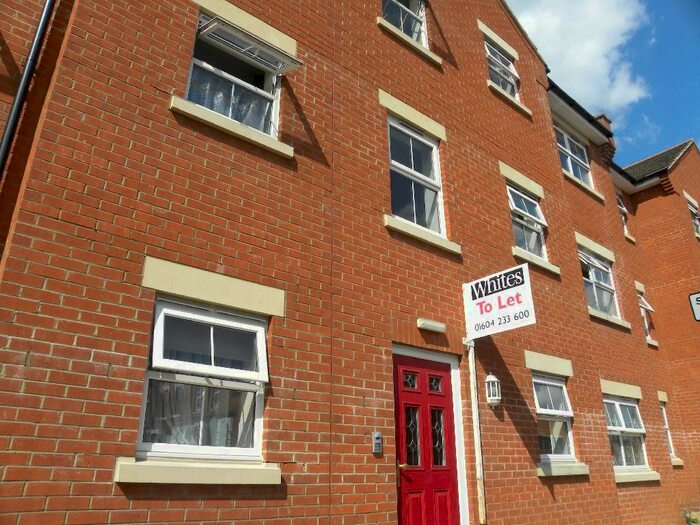 1 Bedroom Flat To Rent In Derby Road, Abington, Northampton, NN1
