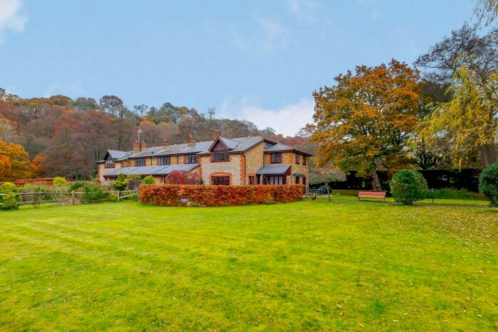 3 Bedroom Semi-Detached House For Sale In Mill Lane, Chilworth, Guildford GU4