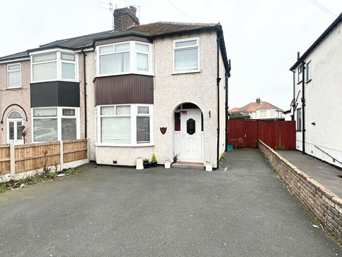 3 Bedroom Semi-Detached House To Rent In Beach Road, Fleetwood, Lancashire, FY7