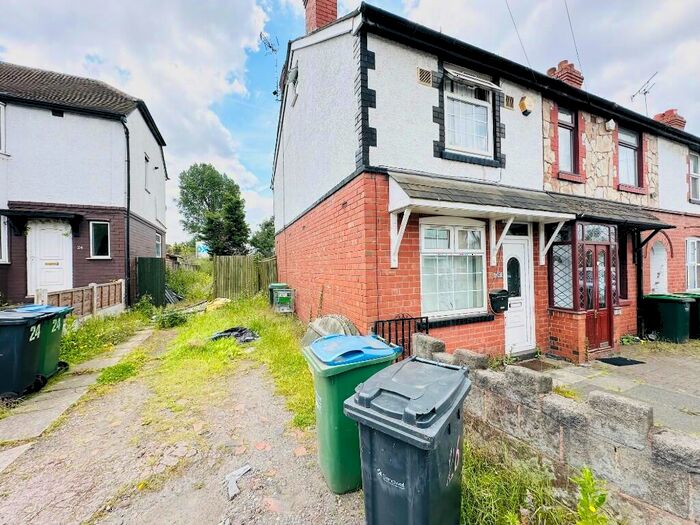 3 Bedroom End Of Terrace House To Rent In St. Pauls Crescent, West Bromwich, West Midlands, B70