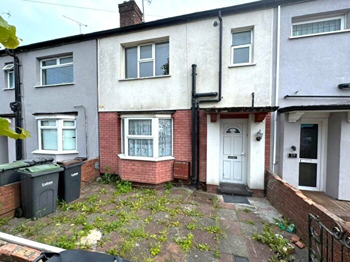 3 Bedroom Terraced House To Rent In Summerfield Road, Luton, Bedfordshire, LU1