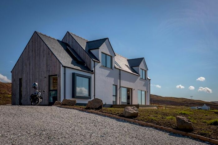 4 Bedroom Detached House For Sale In Dunhallin, Hallin, Isle Of Skye, IV55