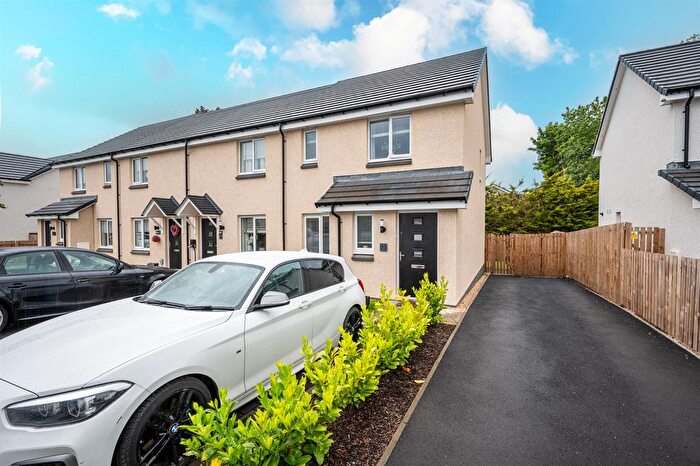 3 Bedroom End Of Terrace House For Sale In Lotus Crescent, Cleland, ML1