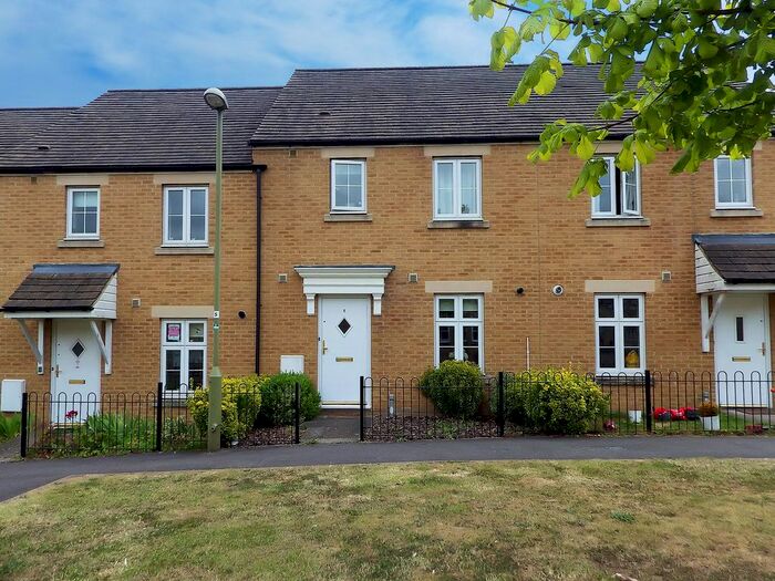 3 Bedroom Terraced House To Rent In Stenter Mews, Witney, Oxfordshire, OX28