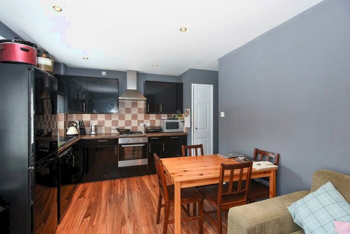 2 Bedroom End Of Terrace House To Rent In Banbury, Oxfordshire, OX16