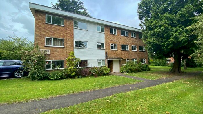 2 Bedroom Flat To Rent In Holly Bank, Earlsdon Avenue South, Earlsdon, Coventry, CV5