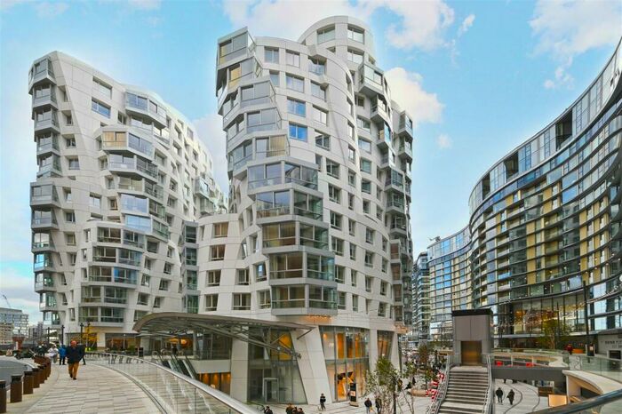 2 Bedroom Flat To Rent In Prospect Way, London, SW11