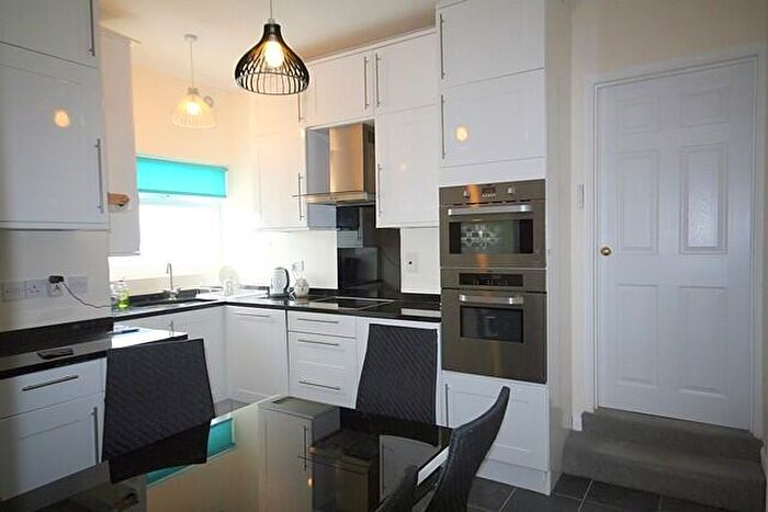 1 Bedroom Apartment To Rent In Oxford Road, Windsor, Berkshire, SL4