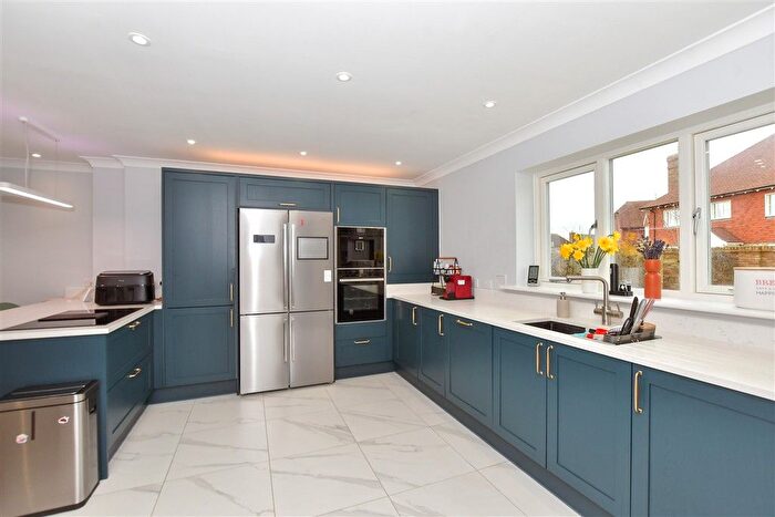 4 Bedroom Detached House For Sale In Bartlets Lane, Chilmington Green, Ashford, Kent, TN23