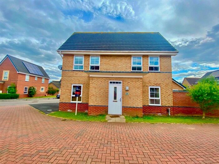 3 Bedroom Detached House To Rent In Amelia Crescent, Binley, Coventry, CV3