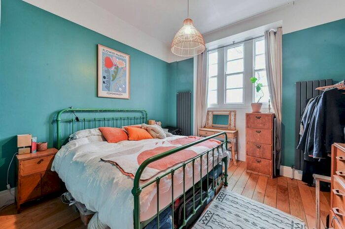 2 Bedroom Flat To Rent In High Road, Tottenham, London, N15