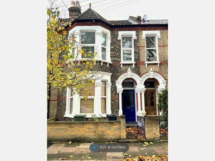 4 Bedroom Terraced House To Rent In Holmewood Gardens, London, SW2