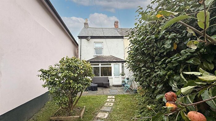 2 Bedroom Semi-detached House For Sale In North Street, Braunton, EX33