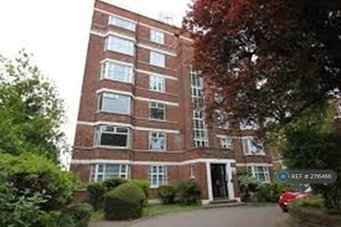 2 Bedroom Flat To Rent In Barrington Court, London, N10
