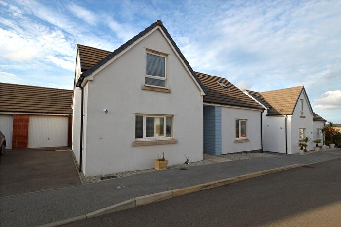 3 Bedroom Detached House For Sale In Campion Way, Hayle, Cornwall, TR27