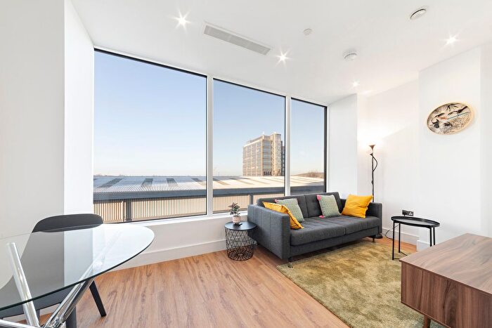 Studio To Rent In West Gate, London, W5