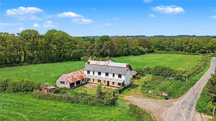 3 Bedroom Equestrian For Sale In . Acres - Bow, Crediton, Devon, EX17
