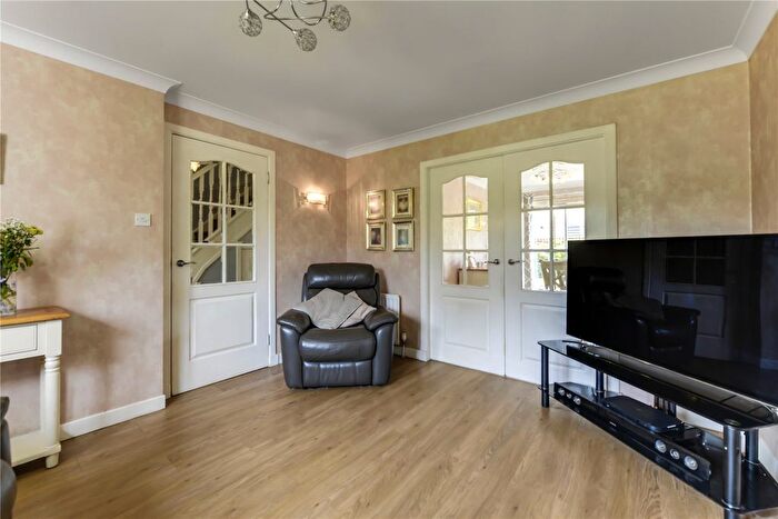 4 Bedroom Detached House For Sale In Bankton Avenue, Livingston, West Lothian, EH54