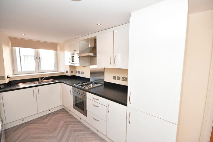 2 Bedroom Flat To Rent In Fairfield Road, Inverness, IV3