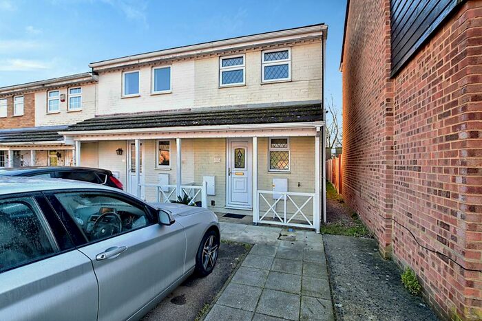 2 Bedroom End Of Terrace House To Rent In Wheatfields, Chatham, Kent, ME5