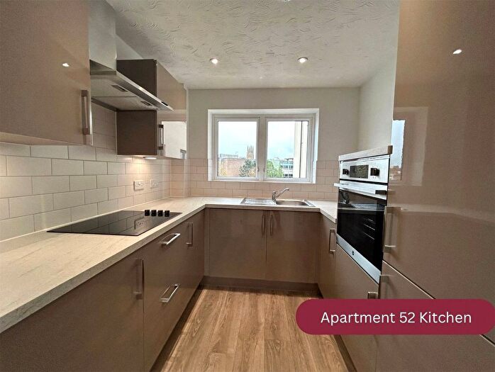 1 Bedroom Flat For Sale In Apartment, Riverain Lodge, Taunton, TA1