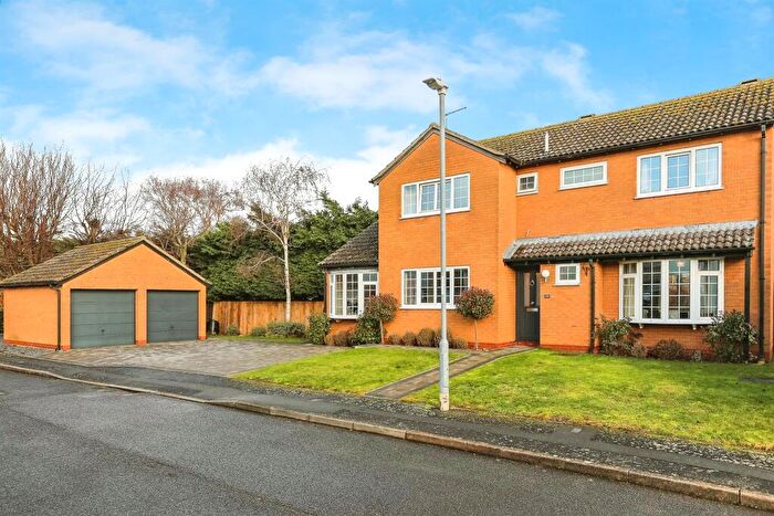 4 Bedroom Detached House For Sale In The Leys, Alconbury, Huntingdon, PE28