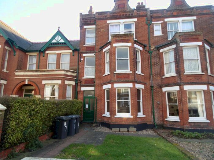 2 Bedroom Flat To Rent In Beltinge Road, Herne Bay, CT6